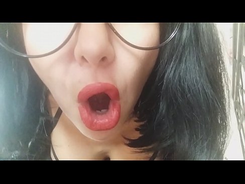 ❤️ Mil, cha leig do mhuime leat a dhol dhan sgoil an-diugh... tha feum agam ort cus... Bhidio gnè  aig porn gd.porno-negrov.ru